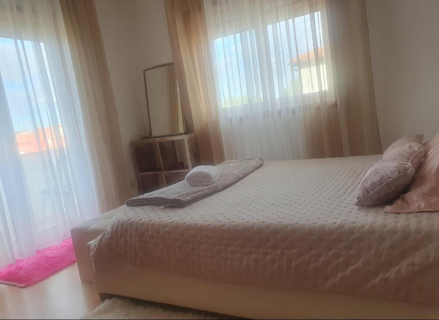 Grace House Apartment Belinho Bagian luar foto