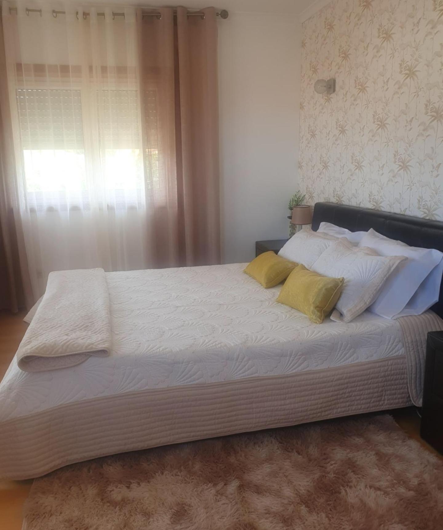 Grace House Apartment Belinho Bagian luar foto